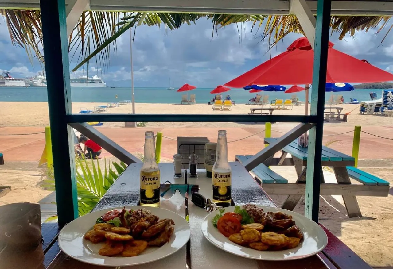 Calinago Friendly Family Sxm Bed and Breakfast Philipsburg  Sint Maarten