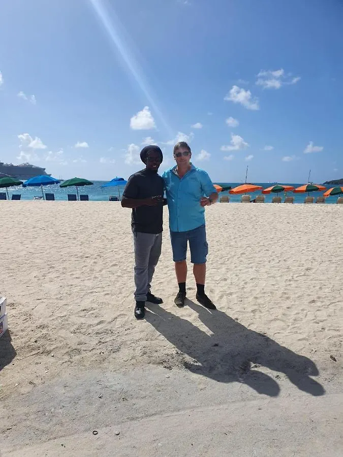 Calinago Friendly Family Sxm Bed and Breakfast Philipsburg  Bed & Breakfast Philipsburg (Sint Maarten)