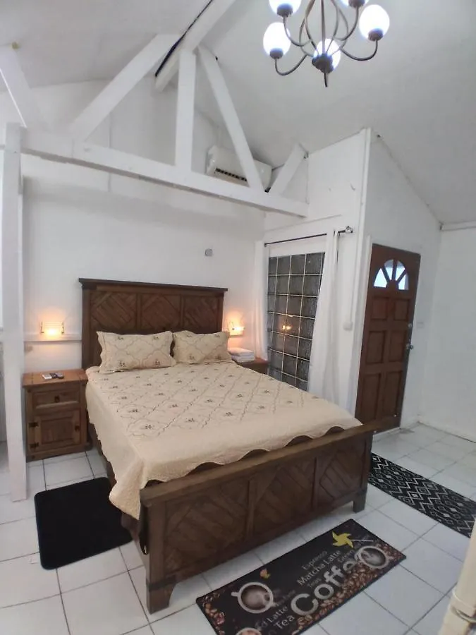 Calinago Friendly Family Sxm Bed & Breakfast Philipsburg